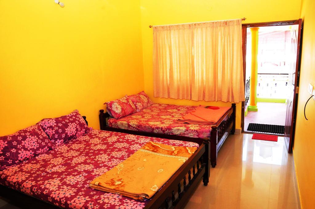 מדיקרי Akashadeepa Homestay מראה חיצוני תמונה