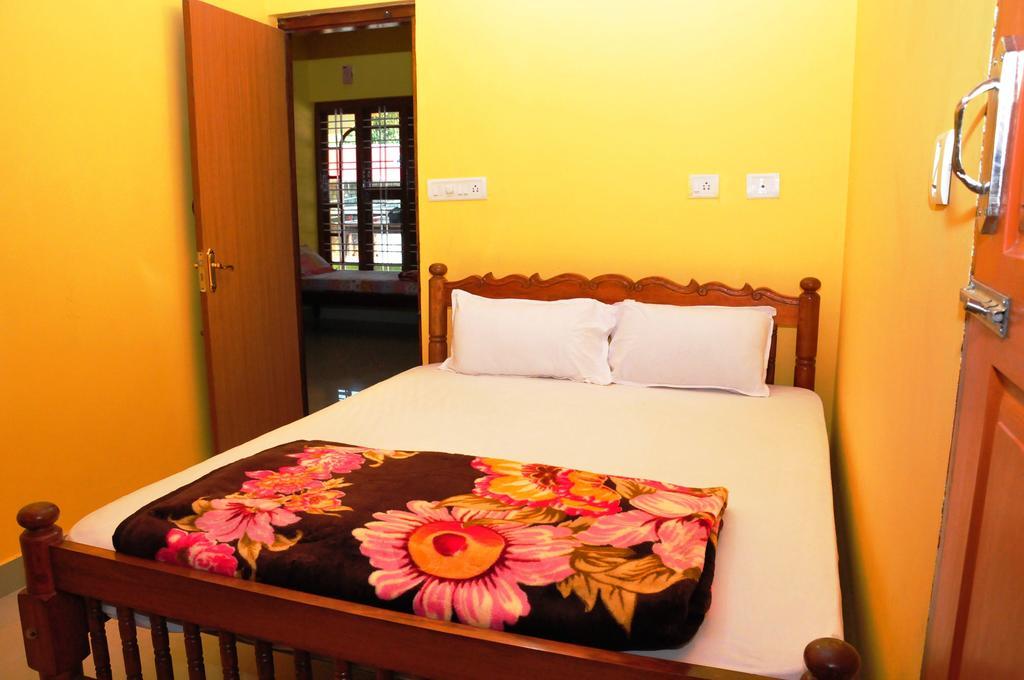 מדיקרי Akashadeepa Homestay מראה חיצוני תמונה